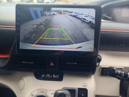 2017 Toyota Sienta - photo 17