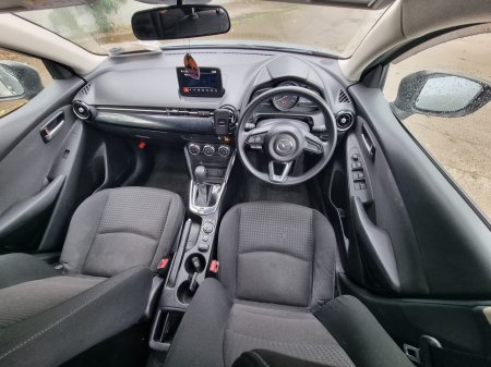 2017 Mazda Demio - photo 14