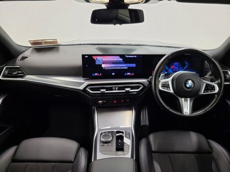 2024 BMW 3-Series - photo 4