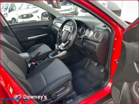 2021 Suzuki Vitara - photo 2