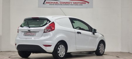 2015 Ford Fiesta - photo 9