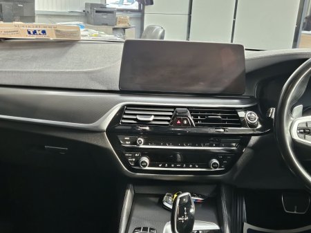 2022 BMW 5-Series - photo 13