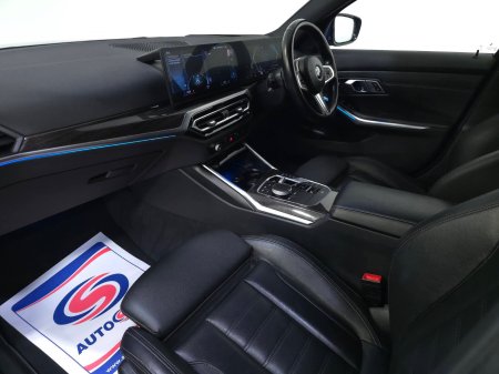 2023 BMW 3-Series - photo 4