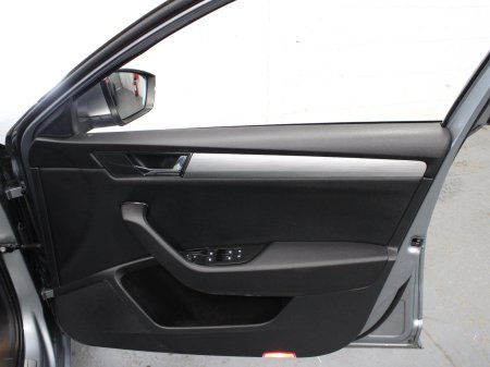 2021 Skoda Superb - photo 23