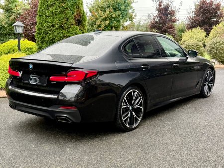 2022 BMW 5-Series - photo 7