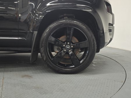 2024 Land Rover Defender - photo 8