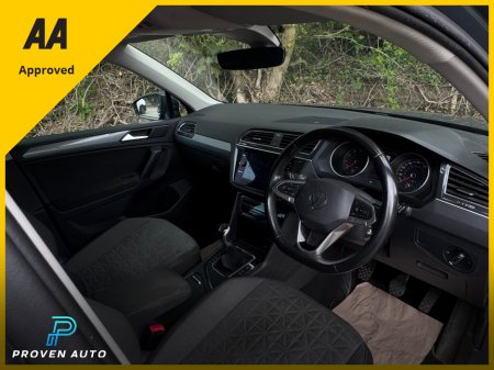 2022 Volkswagen Tiguan - photo 13