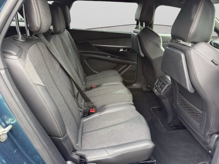 2018 Peugeot 5008 - photo 18