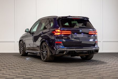 2025 BMW X5 - photo 4