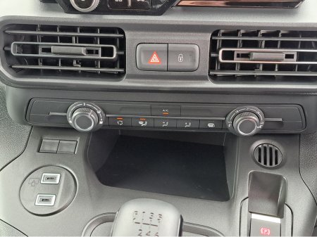 2026 Opel Combo - photo 28
