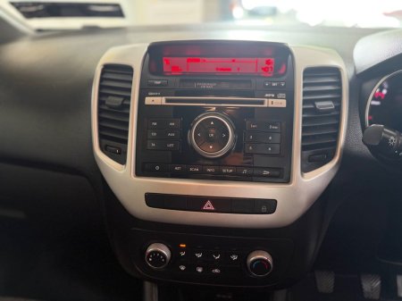 2017 Kia Venga - photo 8