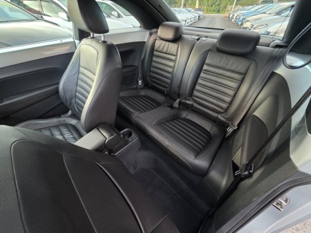 2012 Volkswagen Beetle - photo 10