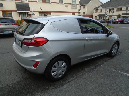 2022 Ford Fiesta - photo 10