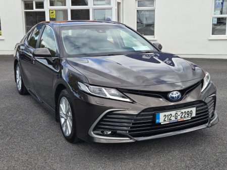 2021 Toyota Camry - photo 2