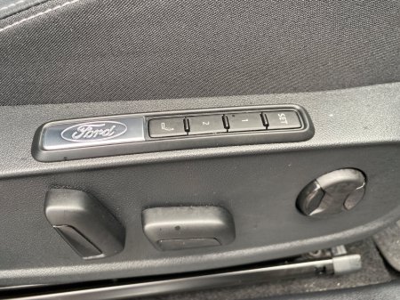 2025 Ford Capri - photo 22