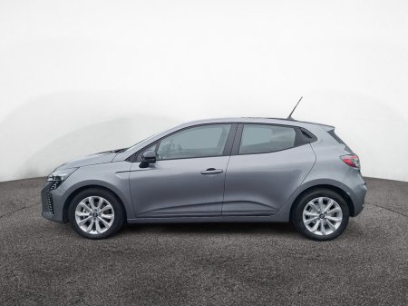 2026 Renault Clio - photo 3