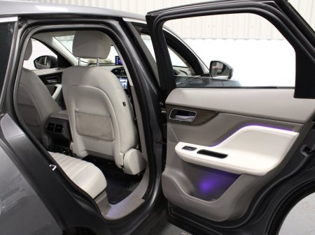 2016 Jaguar F-Pace - photo 25