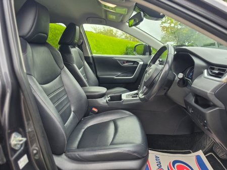 2022 Toyota RAV4 - photo 16