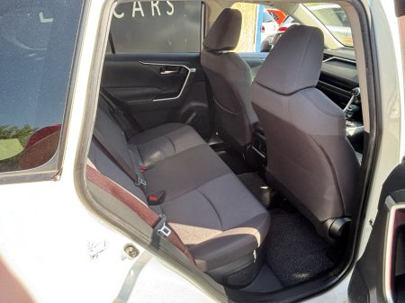 2020 Toyota RAV4 - photo 4