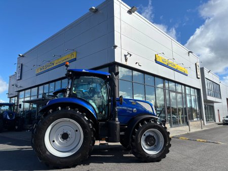 0 New Holland T7.225 - photo 3
