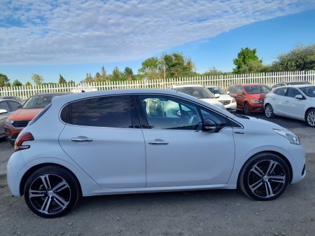 2017 Peugeot 208 - photo 8