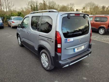 2022 Peugeot Rifter - photo 10