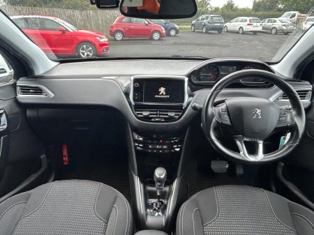 2019 Peugeot 208 - photo 15