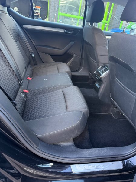 2022 Skoda Superb - photo 8