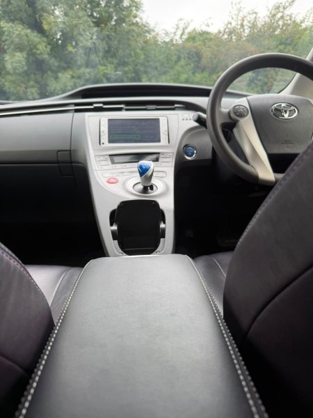 2013 Toyota Prius - photo 16