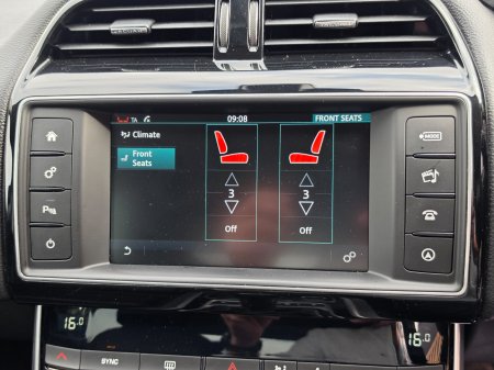 2016 Jaguar XE - photo 20