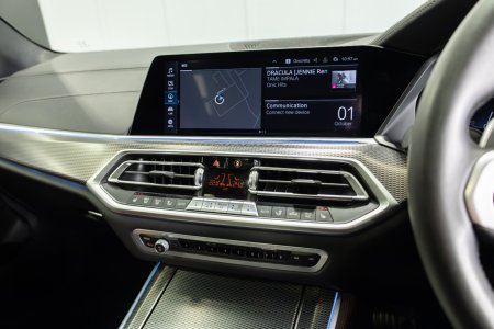 2020 BMW X5 - photo 17