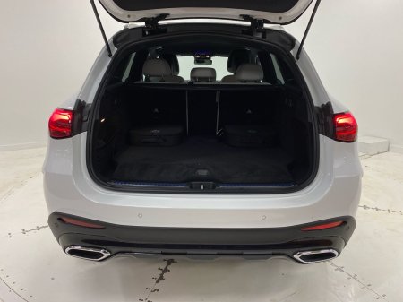 2025 Mercedes-Benz GLC - photo 21