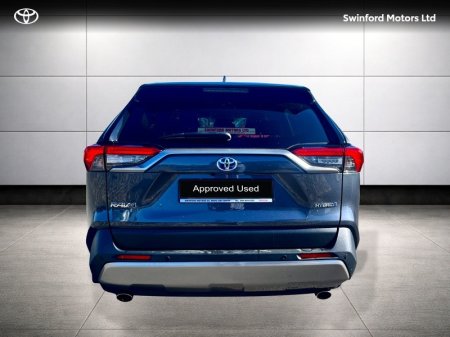 2024 Toyota RAV4 - photo 4