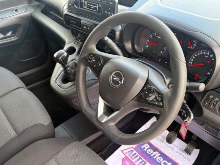 2022 Opel Combo - photo 17