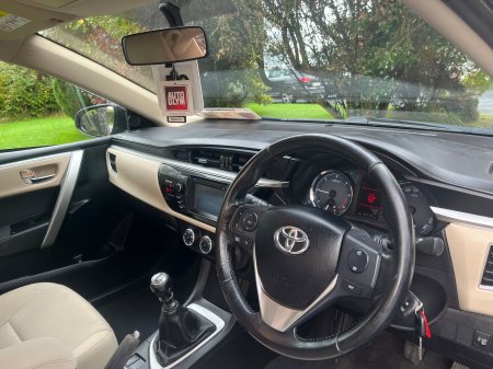 2014 Toyota Corolla - photo 16