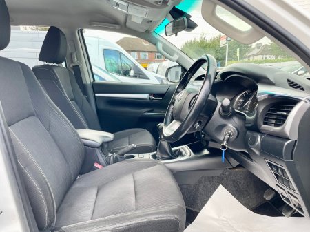 2021 Toyota Hilux - photo 11