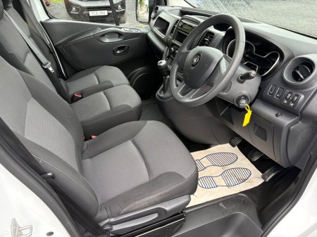 2021 Renault Trafic - photo 11