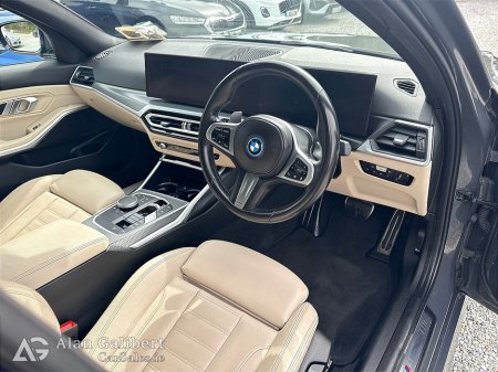 2023 BMW 3-Series - photo 10