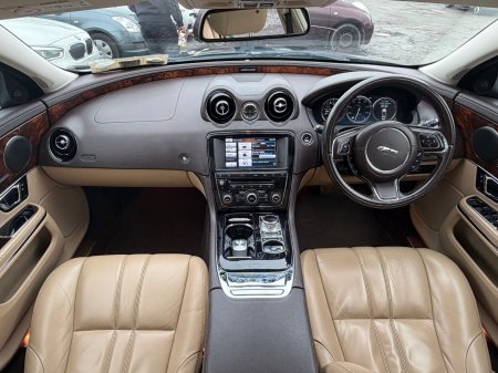 2015 Jaguar XJ - photo 16