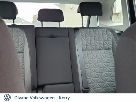 2021 Volkswagen Tiguan - photo 24