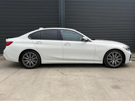 2021 BMW 3-Series - photo 3