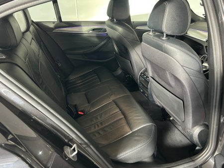2020 BMW 5-Series - photo 22