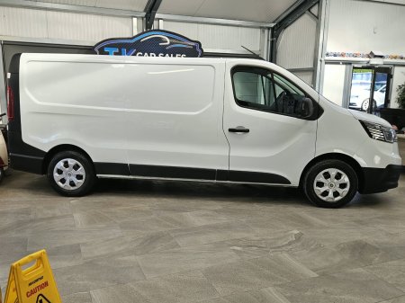 2023 Renault Trafic - photo 3