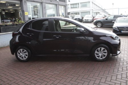 2021 Toyota Yaris - photo 3