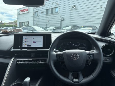 2025 Toyota C-HR - photo 8