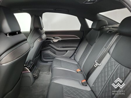 2024 Audi A8 - photo 15