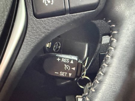 2017 Toyota Auris - photo 18
