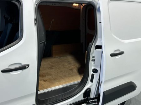 2023 Fiat Doblo - photo 21