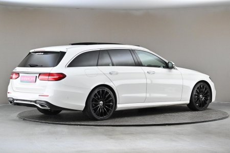2018 Mercedes-Benz E-Class - photo 10