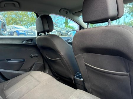 2013 Opel Astra - photo 6
